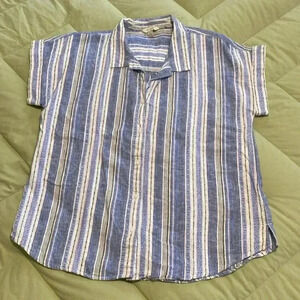 Lucky Brand Blue & White Striped Shirt Sleeve Button Up Shirt, Size Small.